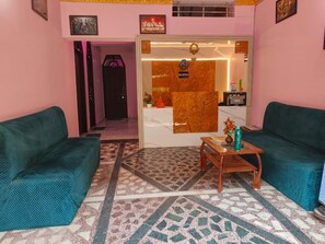 Standard Room, City View | Reception