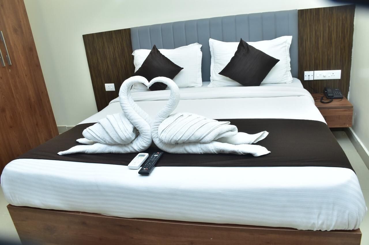 ملاءات من القطن المصري وأغطية فراش متميزة وأسرّة بطبقة علوية مريحة