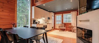 Aurelfox Chalet B by Aavalevi