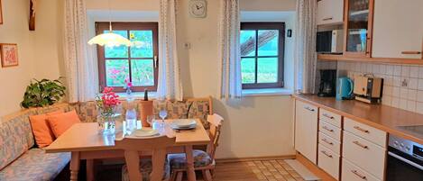 Ovn og oppvaskmaskin