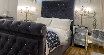 5 Start luxury rooms with presidential Comfort well equipped