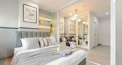 1 BR 5 Mins BTS Bearing 7-11 and Lotus