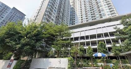 2BR 7 Mins walk to BTS Bill included