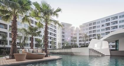 Elio Del Ray condo feel resort Bill included