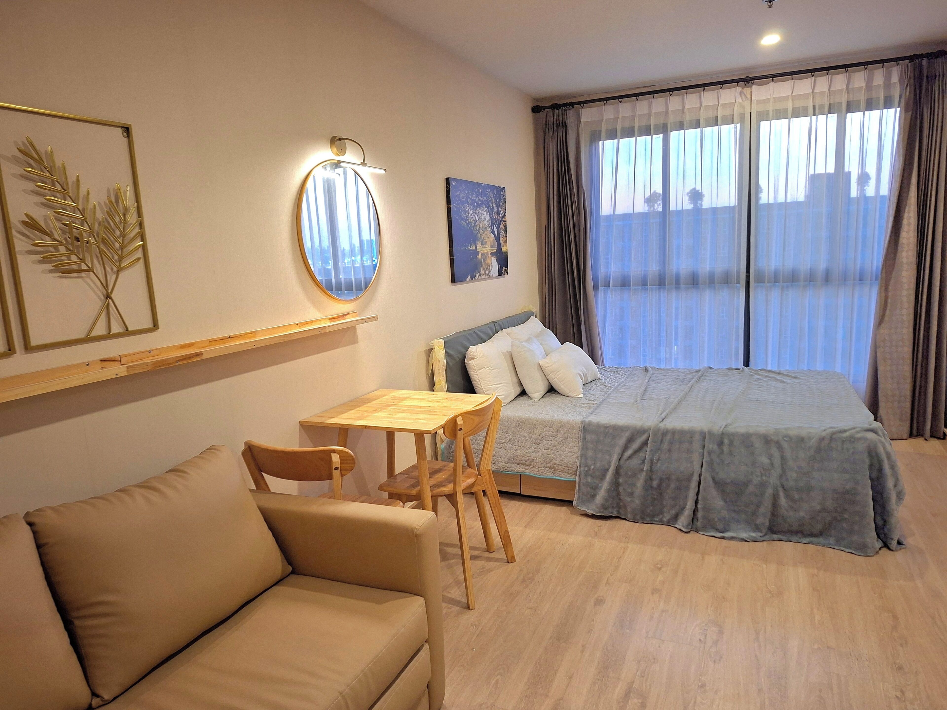 Strykjärn/strykbräda, internet, sängkläder och rullstolsanpassning