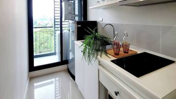 Microwave, toaster, cookware/dishes/utensils