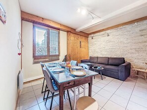 Dining - Au Bon Coin by Interhome (Saint Gervais)