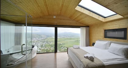 Stonehenge Hotel & Restaurant