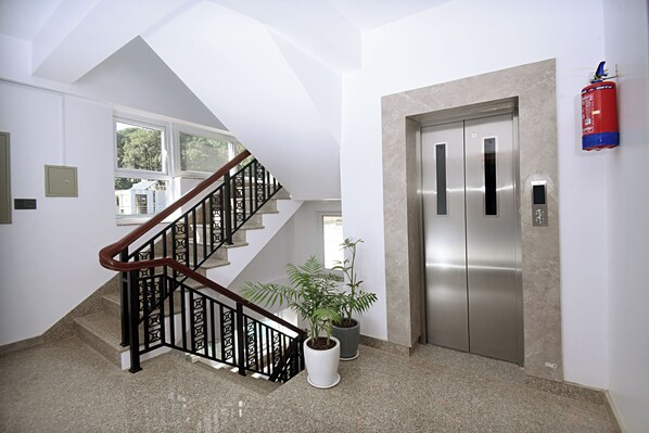 Elevator - Family Apartment (Kathmandu)