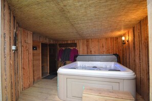 Interior - Holiday Home in Noordbeemster with Bubble Bath (Noordbeemster)