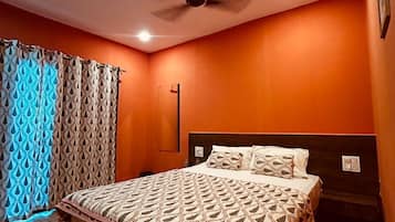 Double Room with Patio | Free WiFi