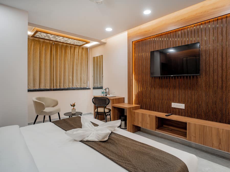 Superior-Doppelzimmer, Stadtblick | Bettwäsche aus ägyptischer Baumwolle, hochwertige Bettwaren