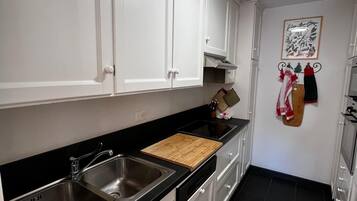 Four, plaque de cuisson, lave-vaisselle