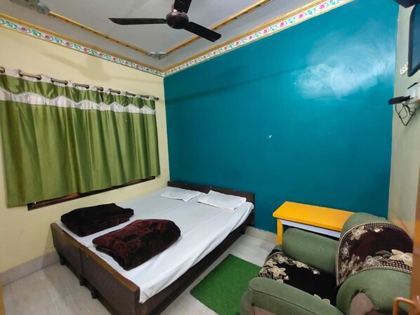 Deluxe Room, City View | Free WiFi