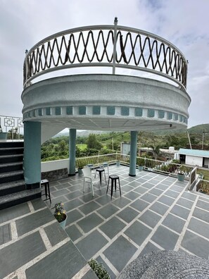 Ngoại thất