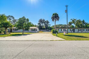 Exterior - See the Manatees! Homosassa Studio 2 Mi to River (Homosassa)