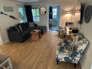 Älytelevisio, kirjoja