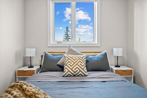 4 bedrooms, WiFi, bed sheets