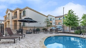 Pool - Lovely Apartment in Austin shopping Dining (Cedar Park)