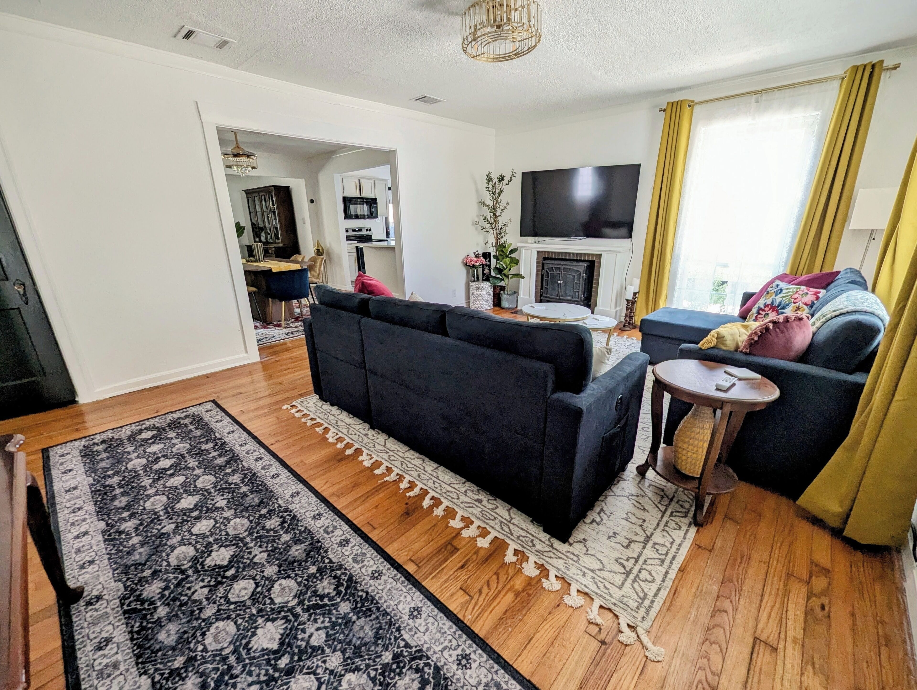 智能电视、壁炉