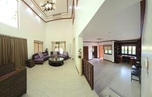 Villa, 5 chambres | Aire de séjour