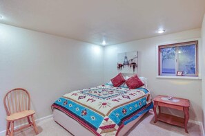 مكواة/لوح كي وواي فاي وملاءات أسرّة