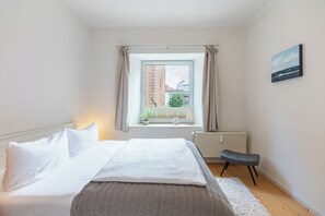 1 habitación, tabla de planchar con plancha y wifi gratis 