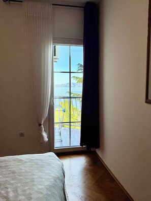 1 soverom, strykejern/-brett, wi-fi og sengetøy