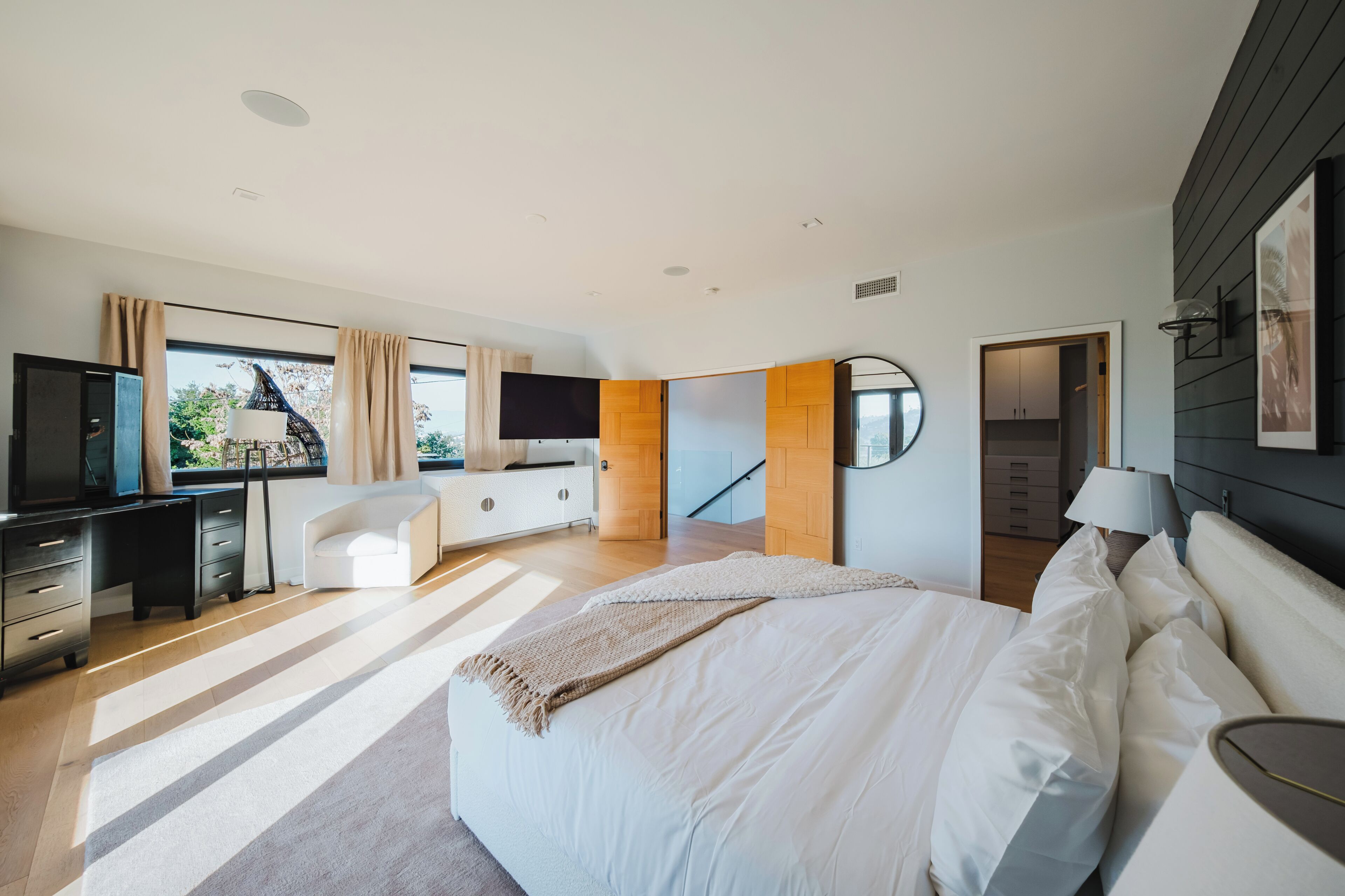 Casa superluxo, várias camas, banheira de imersão, vista para a montanha (Farley Court) | 3 quartos, individualmente decorados, individualmente mobiliados