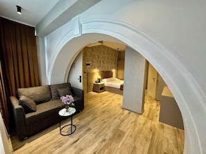 Exclusive Double Room, Sea View | Free WiFi - HOTEL NEON (Batumi)