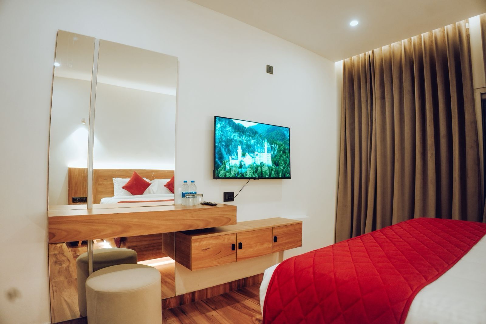 Deluxe Room, City View | Free WiFi