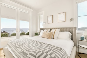 6 bedrooms, free WiFi, bed sheets