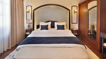 Coffres-forts dans les chambres, bureau, rideaux occultants