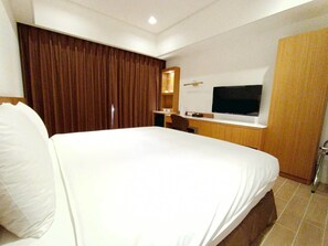 高级双人房, 山景 | 办公桌、免费 WiFi、床单