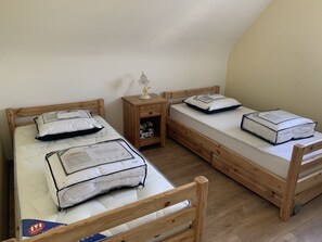 Fer et planche à repasser, Wi-Fi, draps fournis