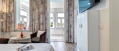 2 bedrooms, free WiFi