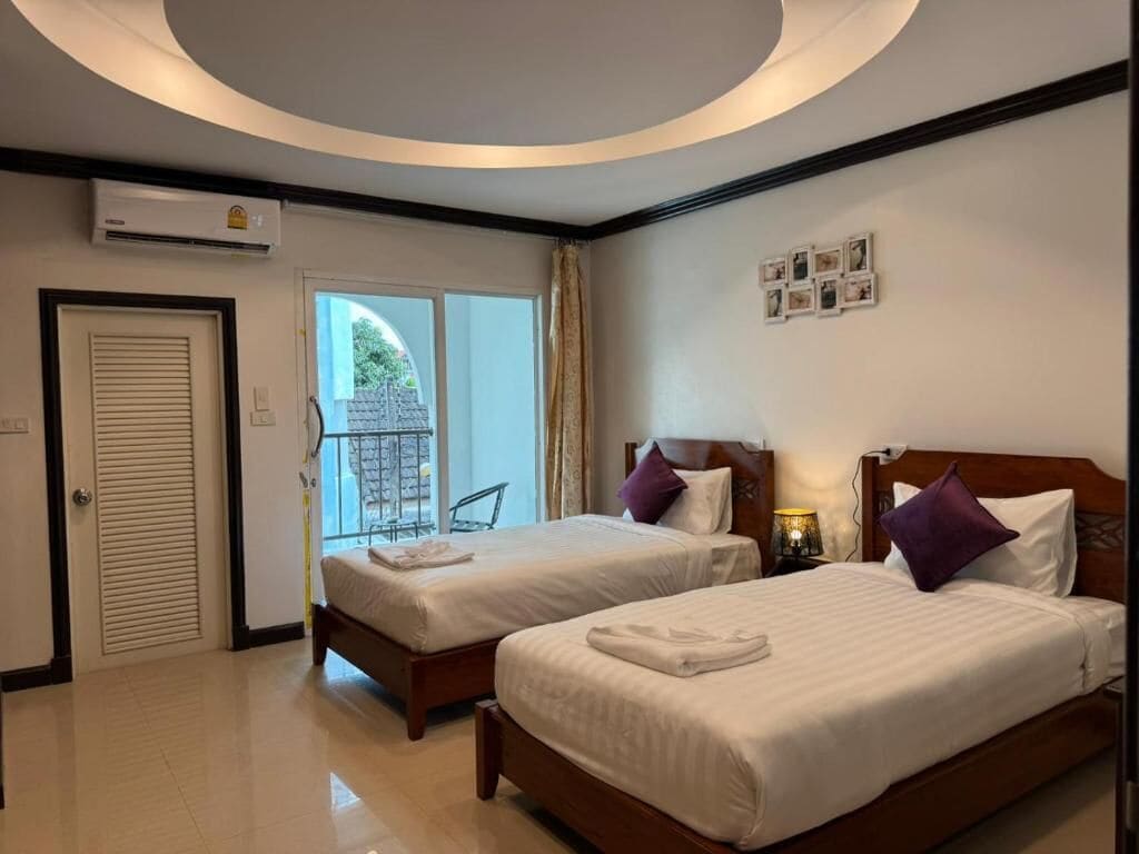 Työpöytä, ilmainen Wi-Fi