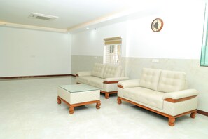 واجهة المنشأة