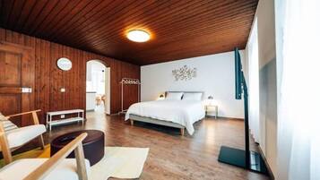 2 chambres, bureau, fer et planche à repasser, Wi-Fi gratuit