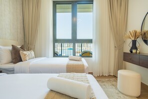 2 bedrooms, in-room safe, iron/ironing board, free WiFi