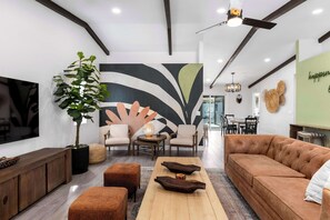 TV, fireplace, offices