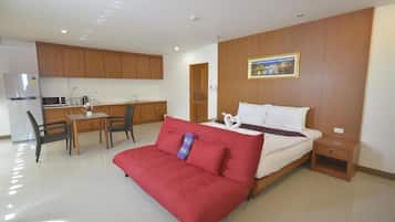 City Suite, City View | In-room safe, desk, blackout curtains, free WiFi