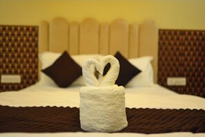 Deluxe Double Room, City View | Free WiFi - Hotel dinanath Khatoo (Khatoo)
