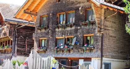 Mys Chalet - Authentic & renovated