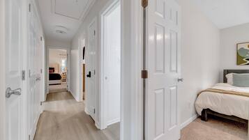 3 bedrooms, WiFi, bed sheets