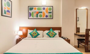 Kamar Double Standar | Setrika/meja setrika