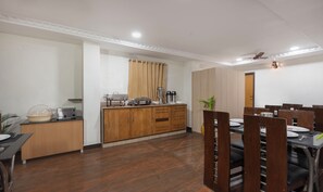 Dining - Treebo Golden Bliss (Puducherry)