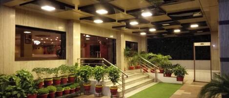 Mặt tiền nơi lưu trú