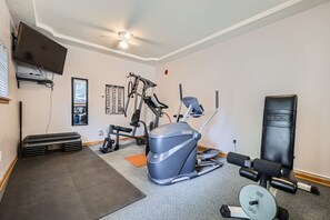 Fitness facility - Pet Friendly Studio Cross Creek Condo - CC102A (Frisco)