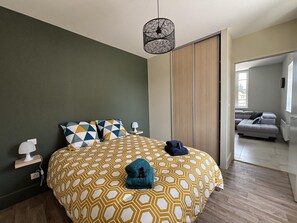 4 bedrooms, free WiFi